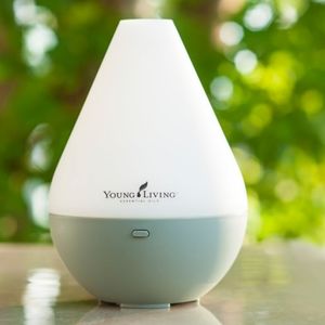 SOLD - BNIB - Dewdrop Diffuser YL